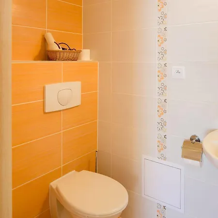 Cyro Hotel
